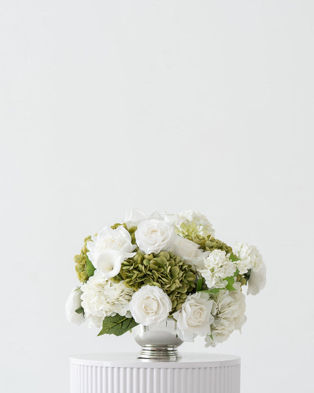 Centerpiece (Creams and Greens)